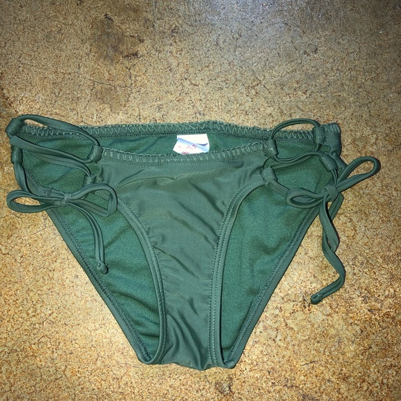 NWOT Xhilaration Bikini Crochet Top Bottoms XS/M - Picture 5 of 8